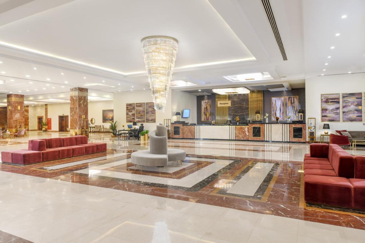 Tolip Gardens Hotel Kairo Exteriör bild Lobby