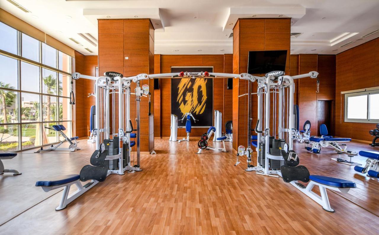 Tolip Gardens Hotel Kairo Exteriör bild The gym at the hotel